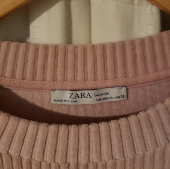 Sold Zara Sweater - Picture 2 of 2
